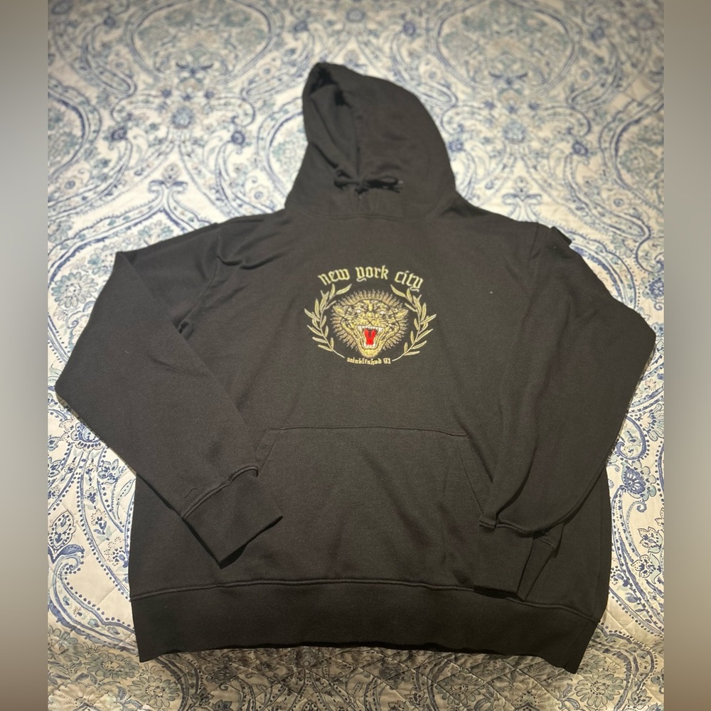 Black hoodie golden tiger logo